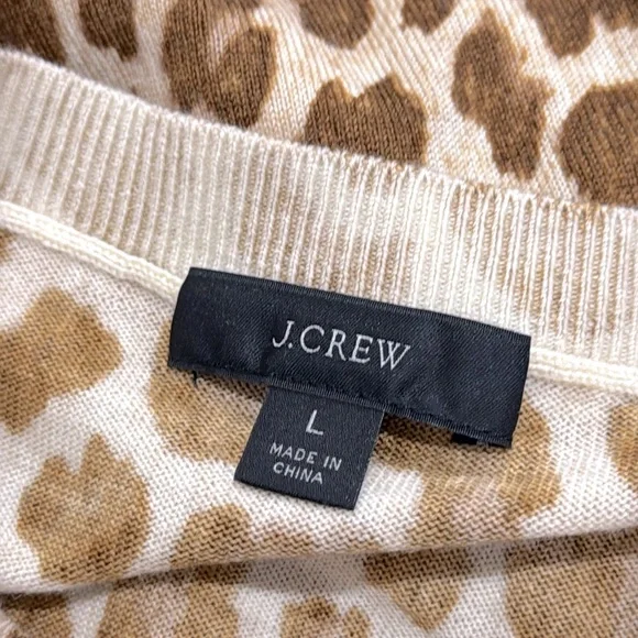 J.Crew Classic merino wool sweater in Leopard Print NWOT - Picture 5 of 6